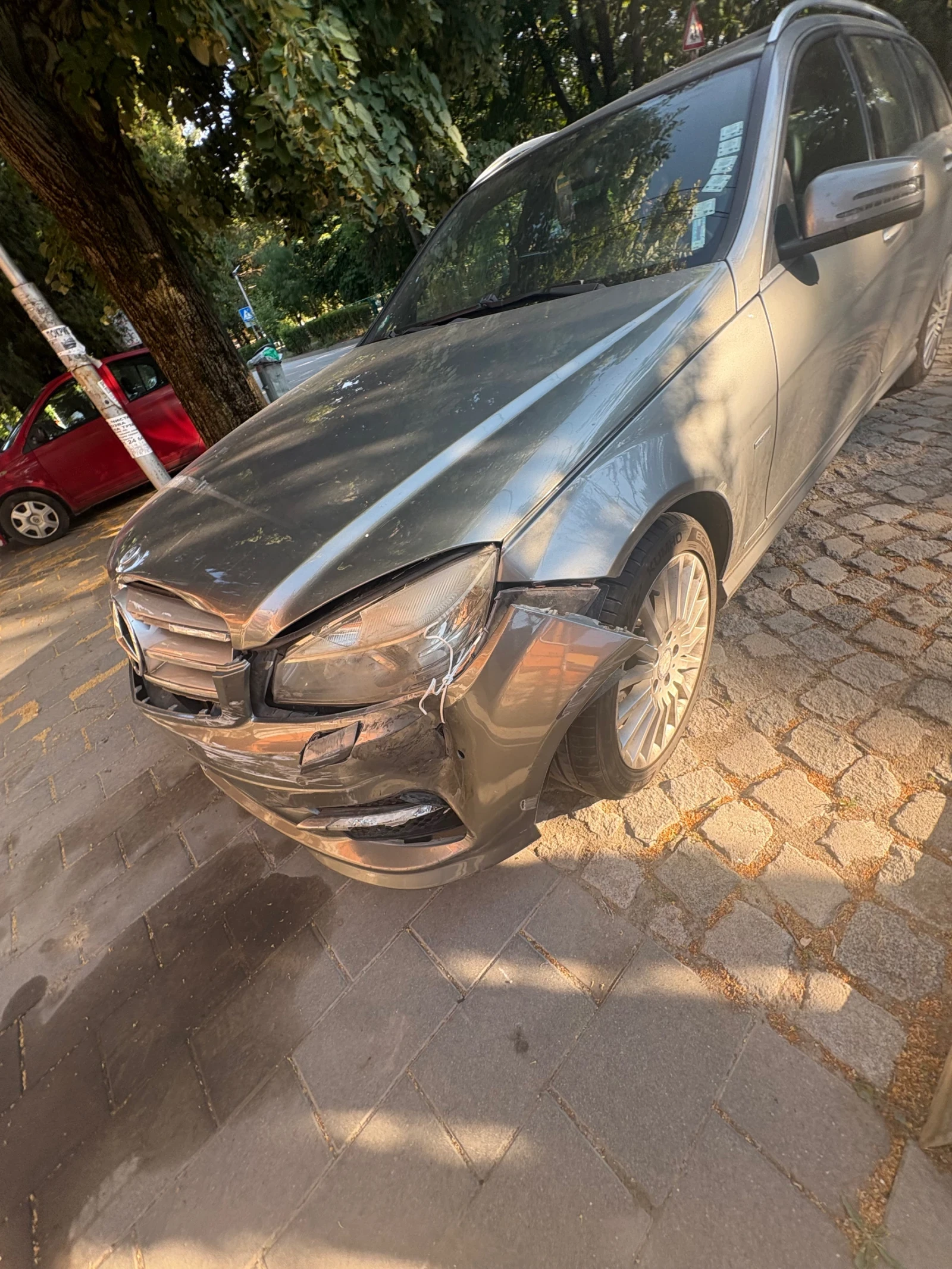 Mercedes-Benz C 220, снимка 3 - Автомобили и джипове - 55206189