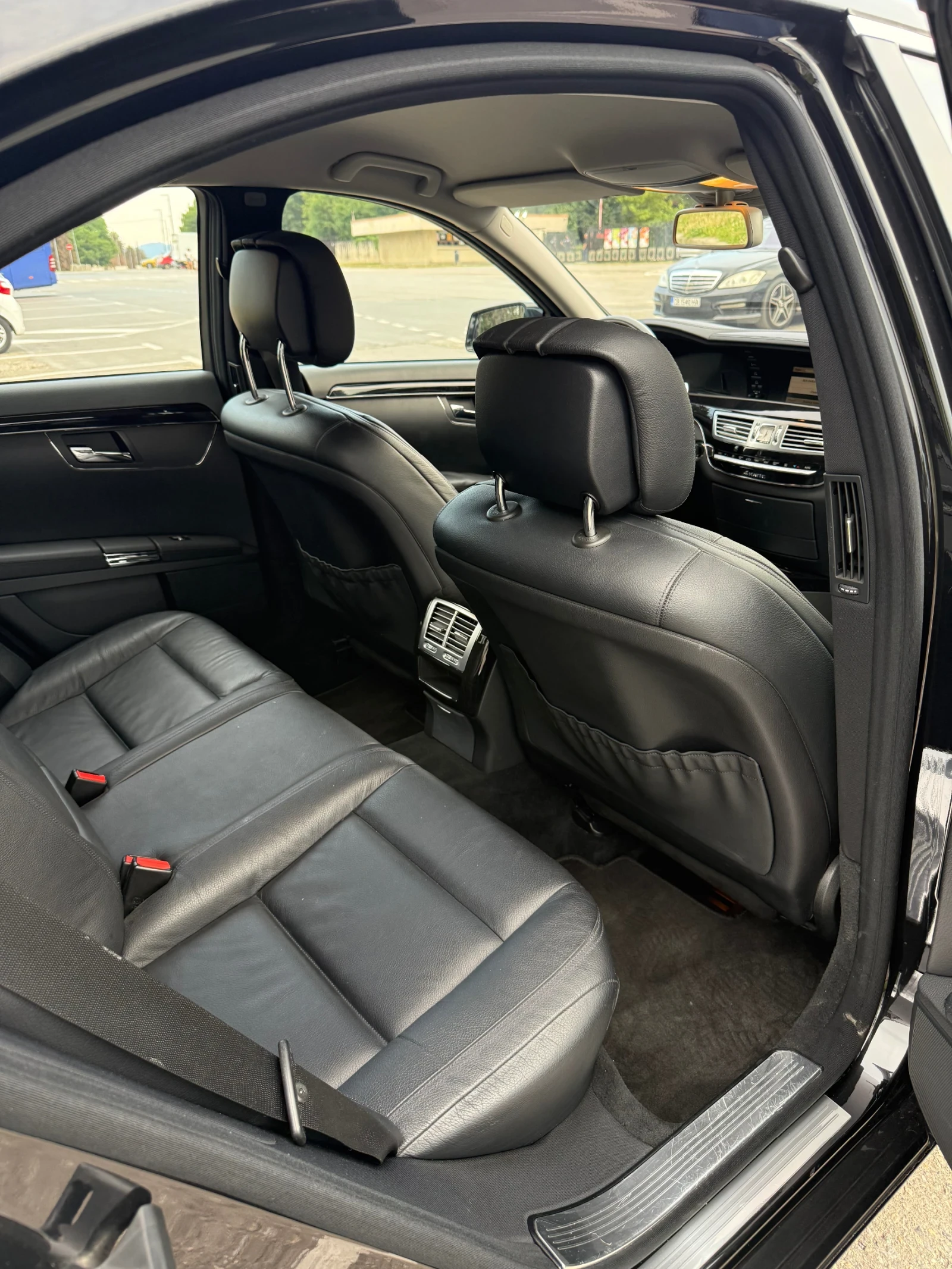 Mercedes-Benz S 500 Facelift 435kc. 4 MATIC, Distr., Mасаж, Вакуум, снимка 13 - Автомобили и джипове - 55412259