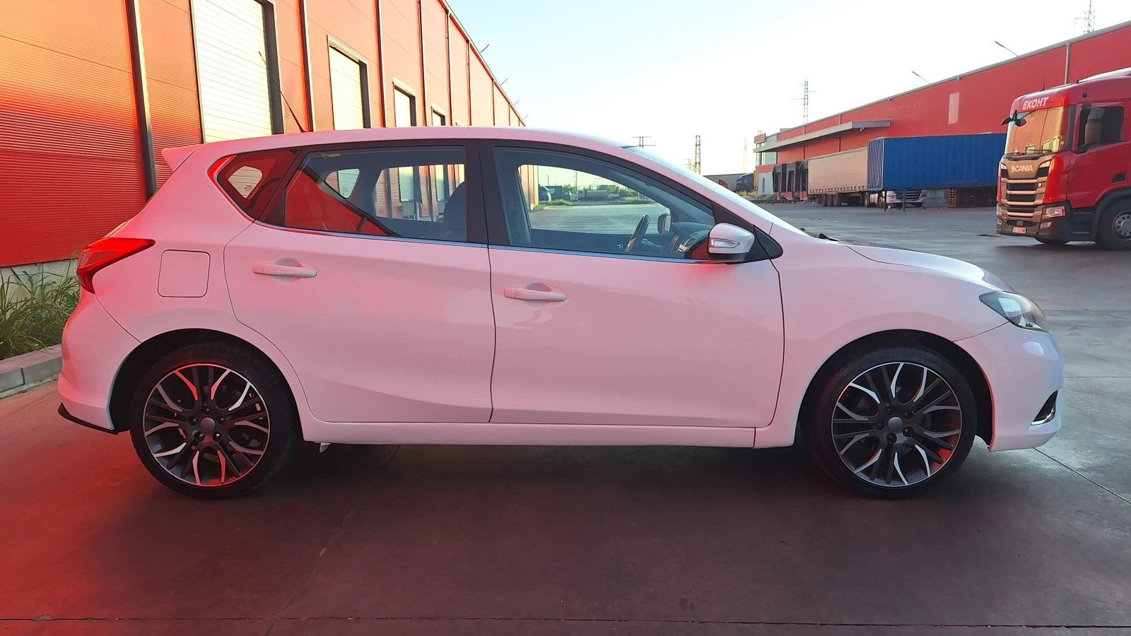 Nissan Pulsar 1.5 DCI, снимка 14 - Автомобили и джипове - 55504817