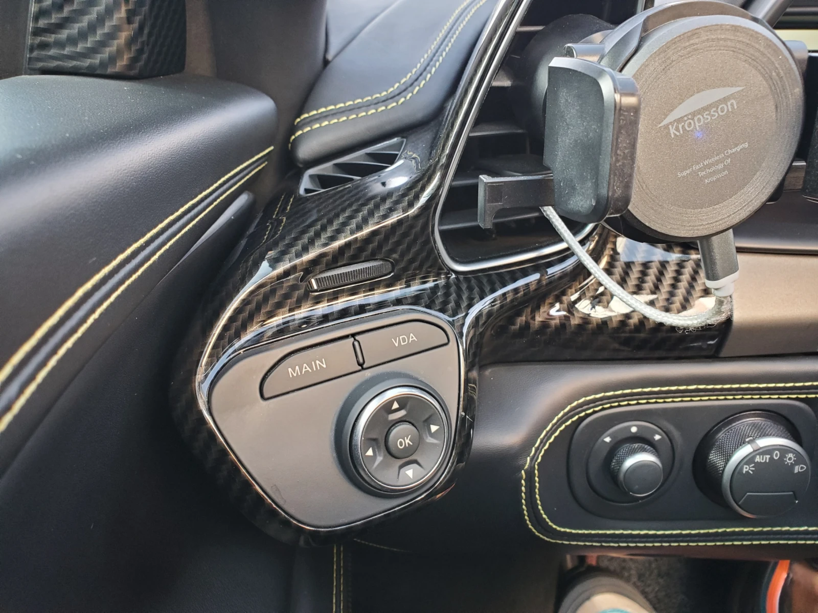 Ferrari 458 Italia Spider* КРАЙНА ЦЕНА, снимка 10 - Автомобили и джипове - 55535165