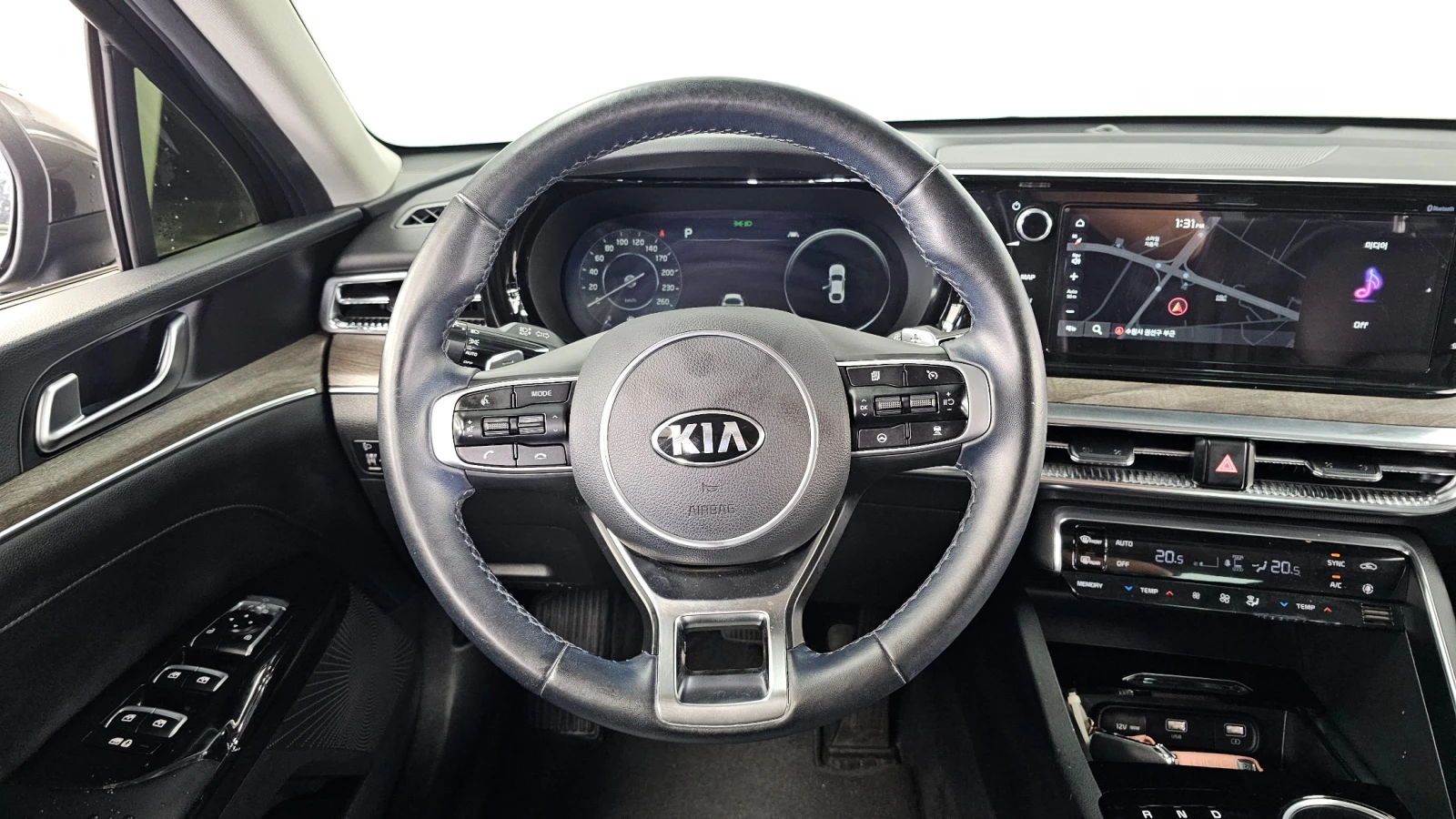 Kia K5, снимка 14 - Автомобили и джипове - 55540778