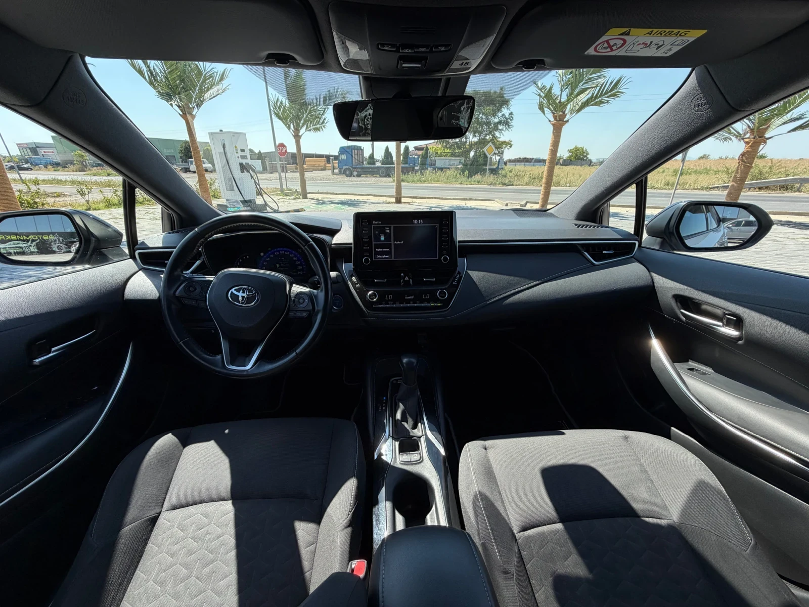 Toyota Corolla 2.0 Hybrid, снимка 7 - Автомобили и джипове - 55641646