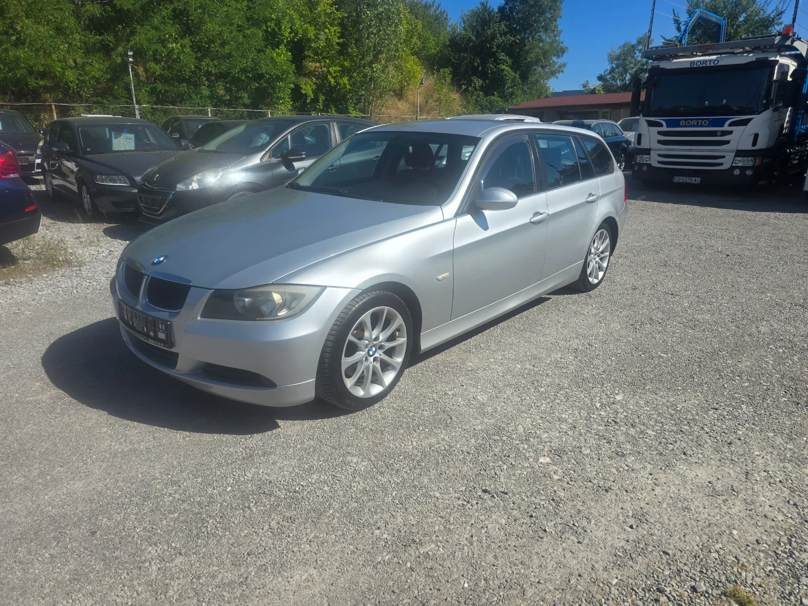 BMW 320 - UNIKAT, снимка 2 - Автомобили и джипове - 55677979