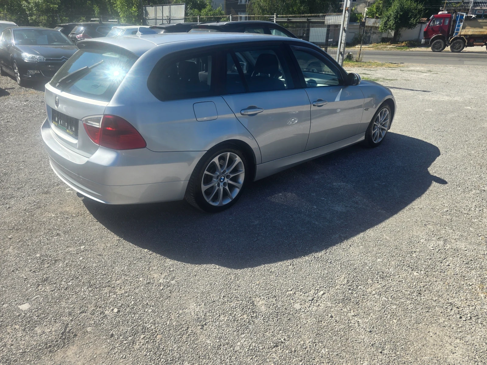 BMW 320 - UNIKAT, снимка 5 - Автомобили и джипове - 55677979