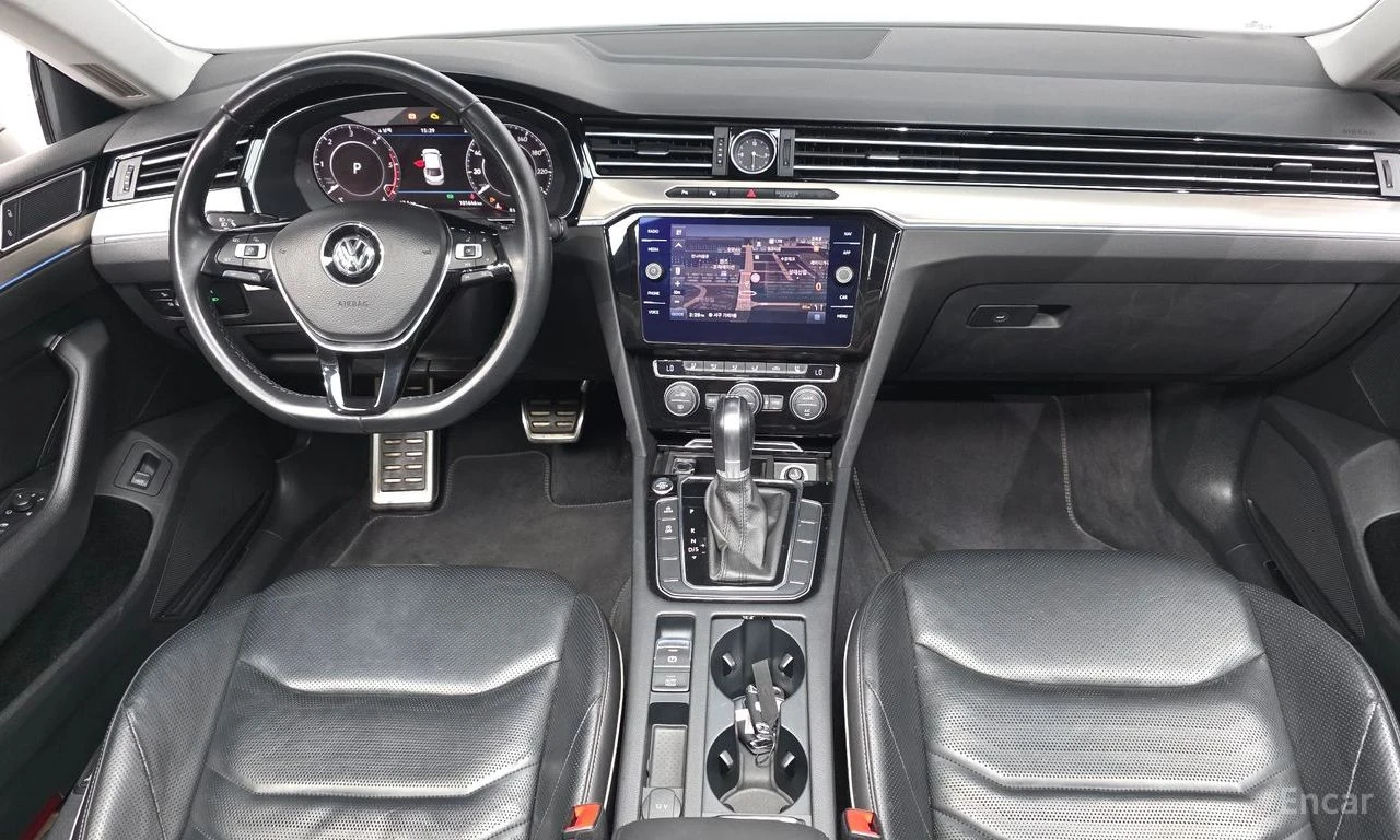 VW Arteon 2.0* TDI* PREMIUM* ДИГИТАЛНО* ТАБЛО* ОБДУХВАНЕ* ДИ, снимка 6 - Автомобили и джипове - 55740149