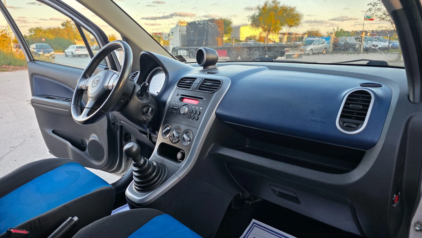 Opel Agila ПЕРФЕКТНА, снимка 11 - Автомобили и джипове - 56012505