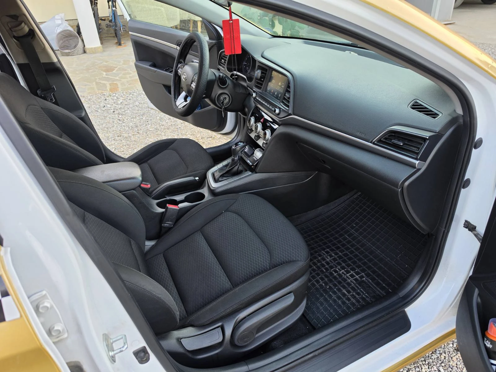 Hyundai Elantra GAZ, снимка 12 - Автомобили и джипове - 56433198