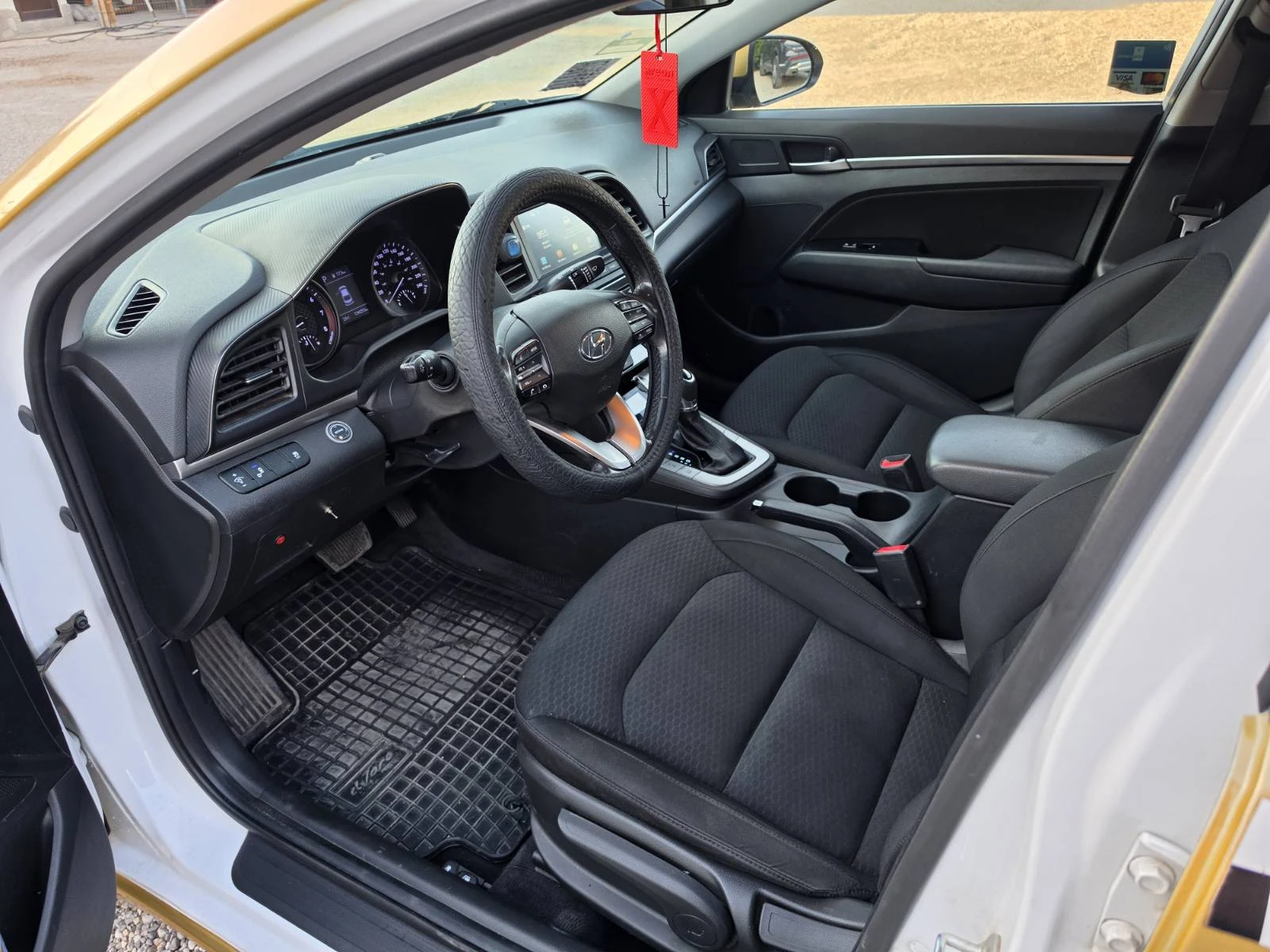 Hyundai Elantra GAZ, снимка 10 - Автомобили и джипове - 56433198