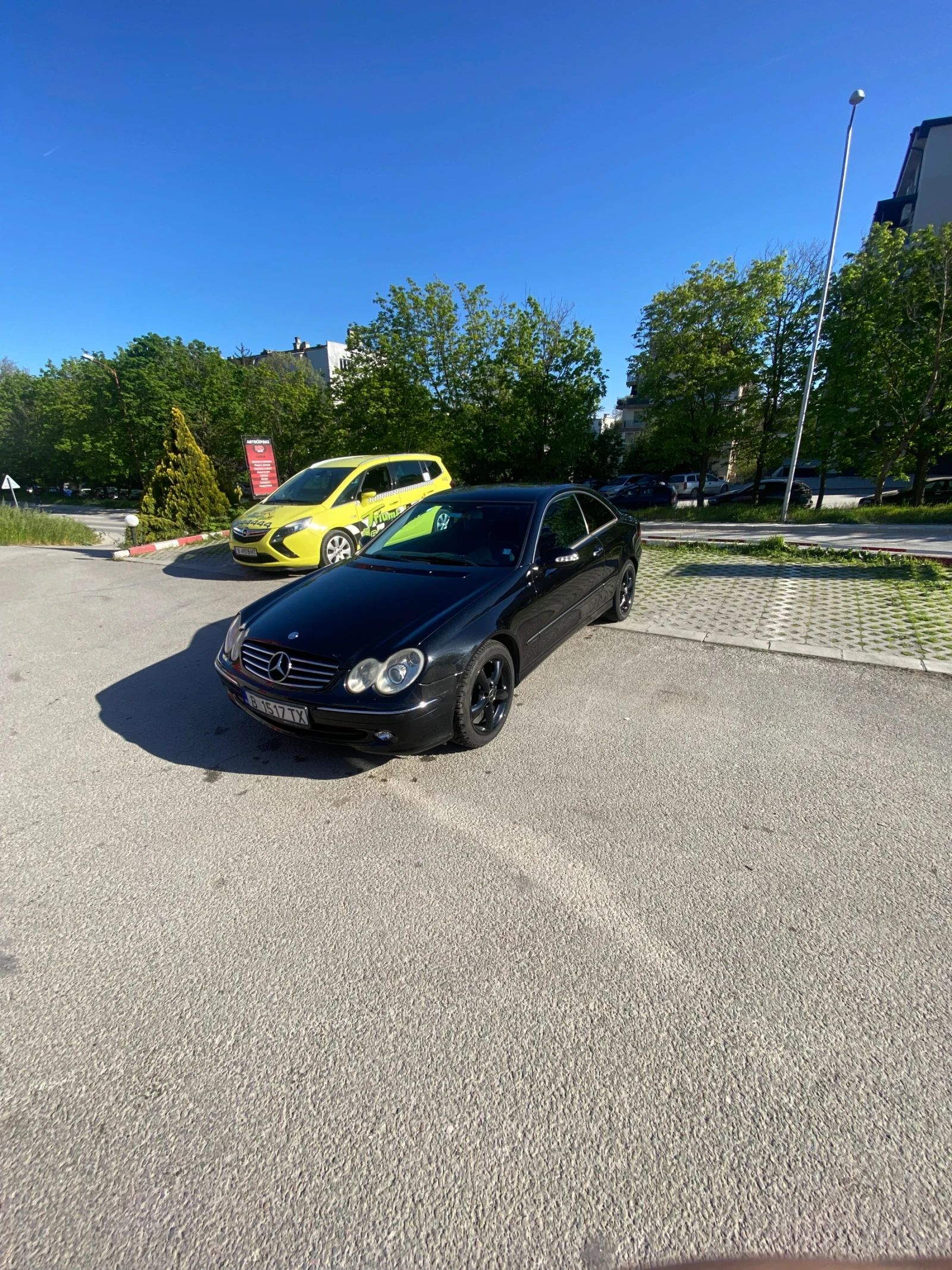 Mercedes-Benz CLK, снимка 8 - Автомобили и джипове - 56601421