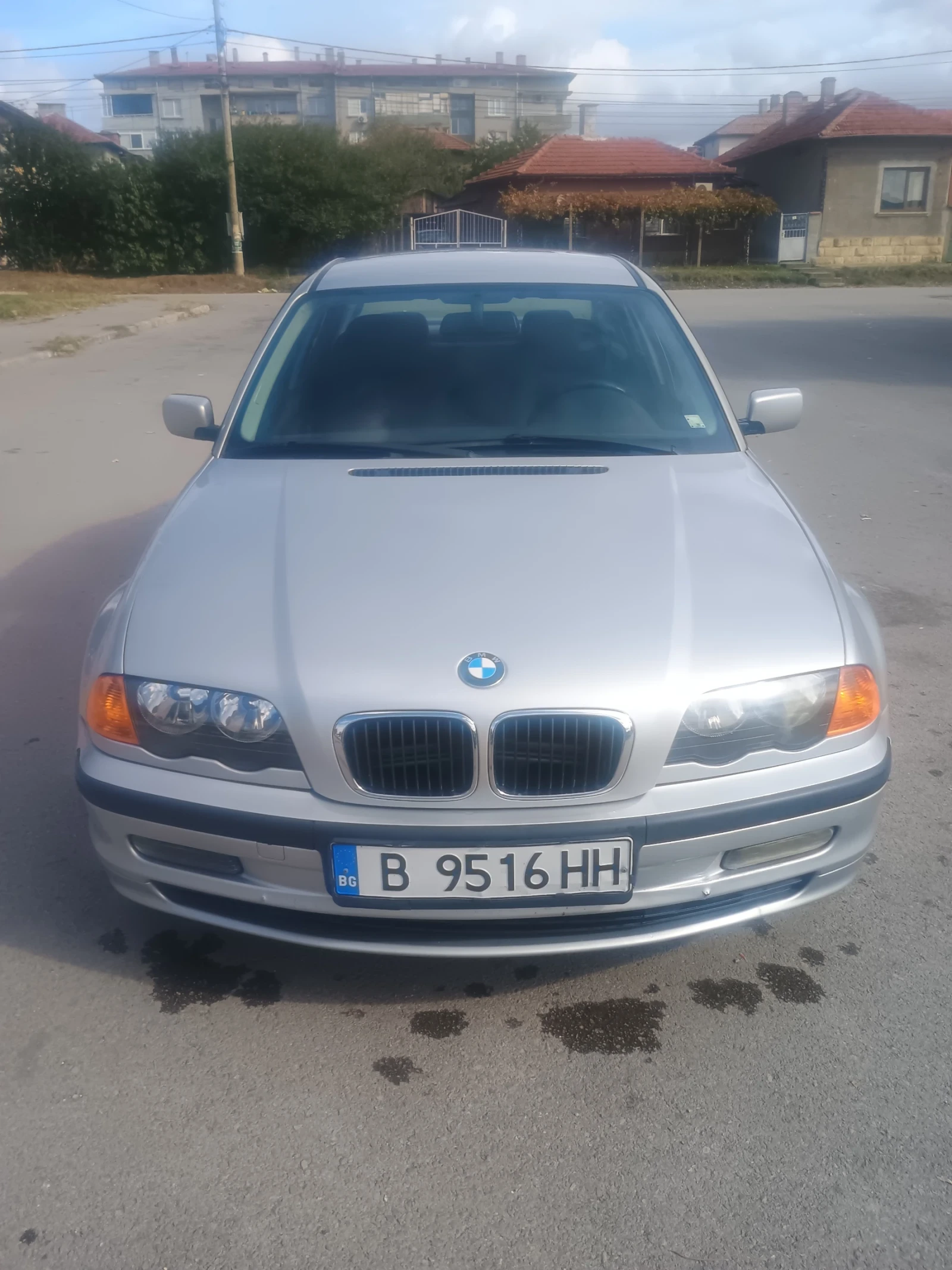 BMW 318, снимка 11 - Автомобили и джипове - 56615640