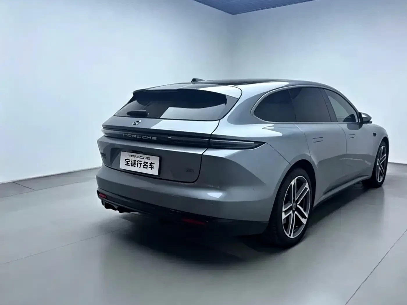 NIO ET5 Champion Commemorative Edition 100 kWh Touring | Mobile.bg � ����������� 7