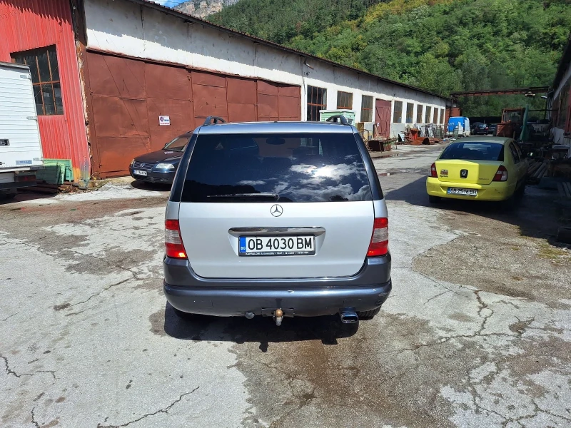 Mercedes-Benz ML 320, снимка 10 - Автомобили и джипове - 49098601