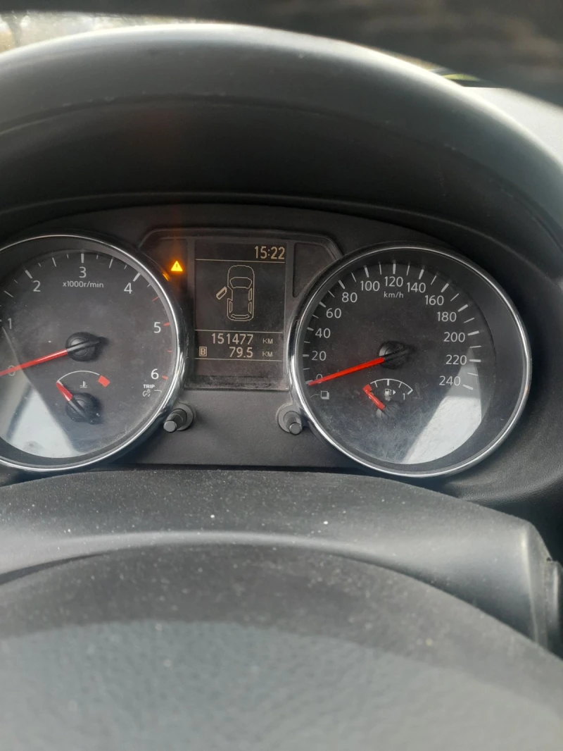 Nissan Qashqai, снимка 5 - Автомобили и джипове - 52718246