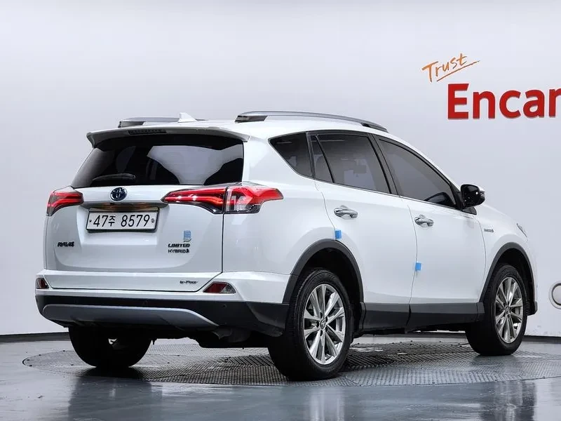 Toyota Rav4 2.5 4Wd 4Th Generation, снимка 4 - Автомобили и джипове - 56130916