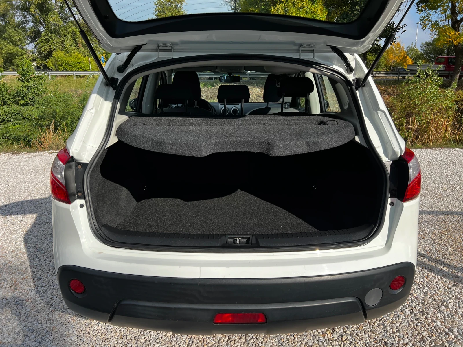 Nissan Qashqai 2.0i 4x4 189000km.EURO5 | Mobile.bg — изображение 16
