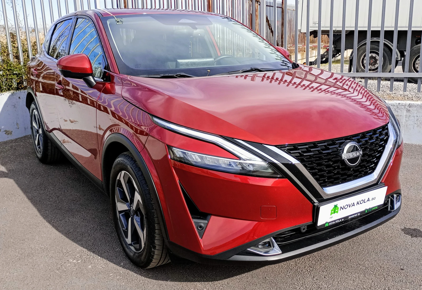 Nissan Qashqai 1.3 DIG-T 140 кс Mild Hybrid - изображение 3