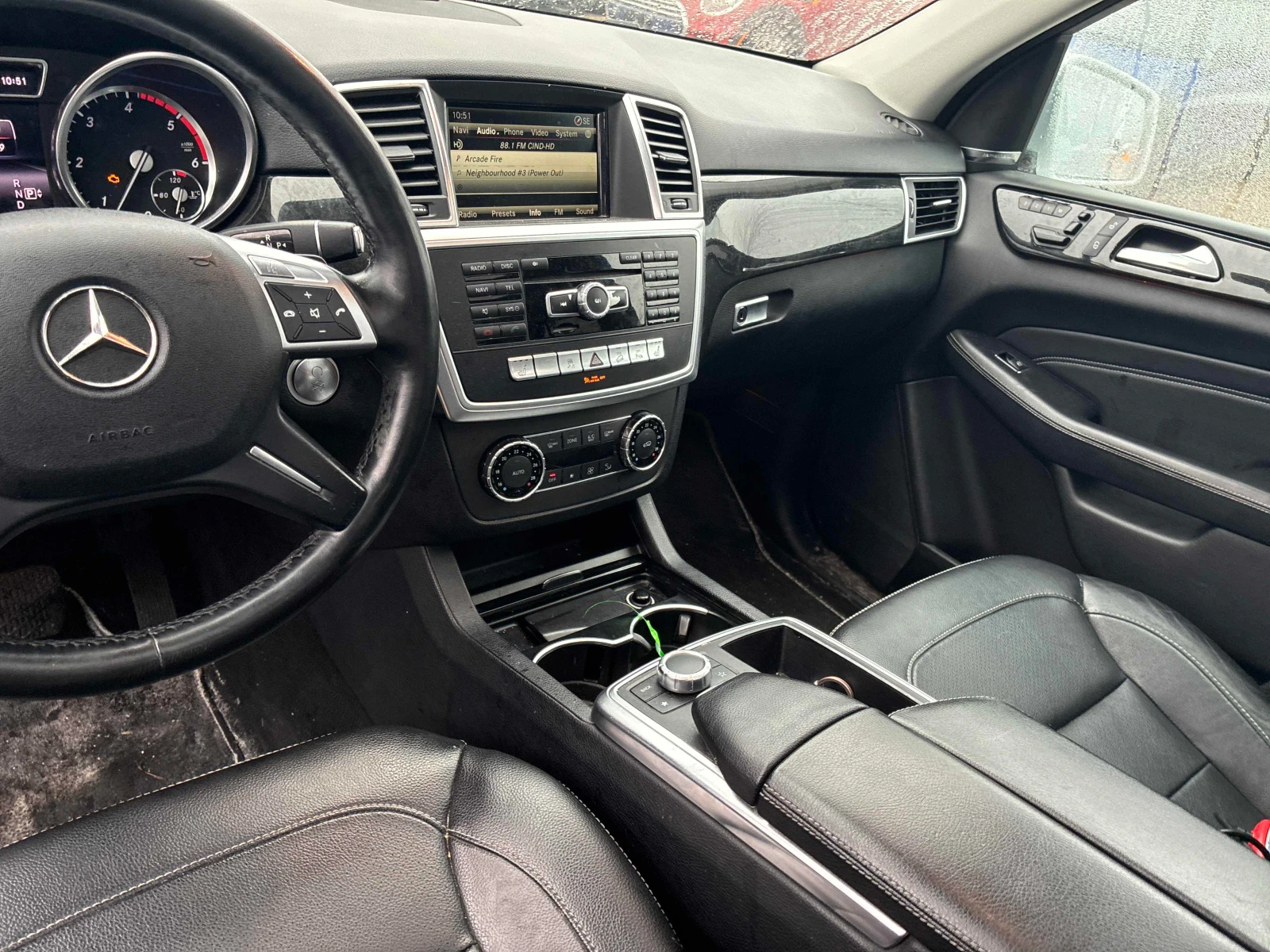 Mercedes-Benz ML 350 BlueTEC * 360* PANO* АвтоКредит* (Цена до БГ), снимка 7 - Автомобили и джипове - 53751772