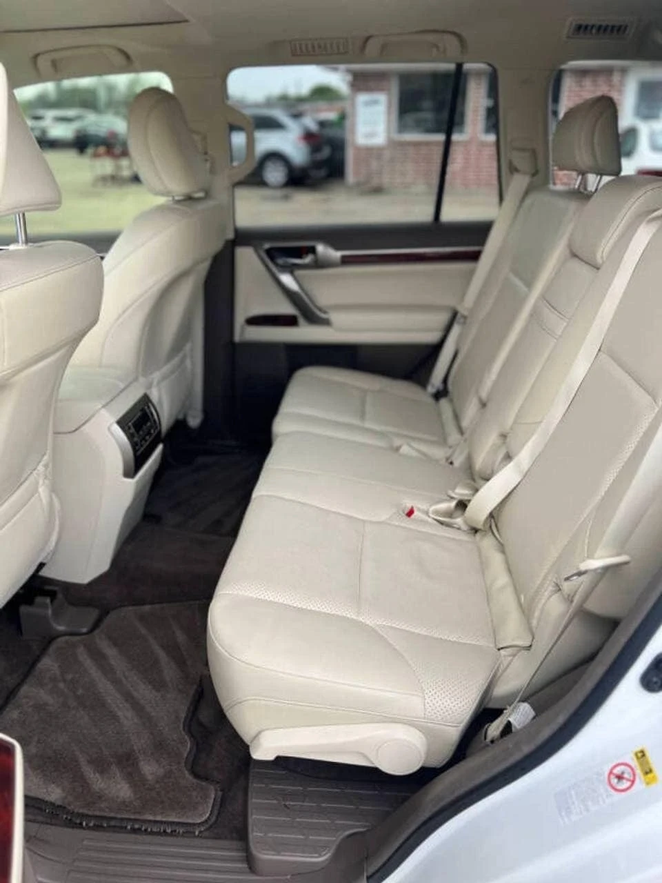 Lexus GX 460 V8 * 7 Места * Сервизна история * , снимка 11 - Автомобили и джипове - 53824408