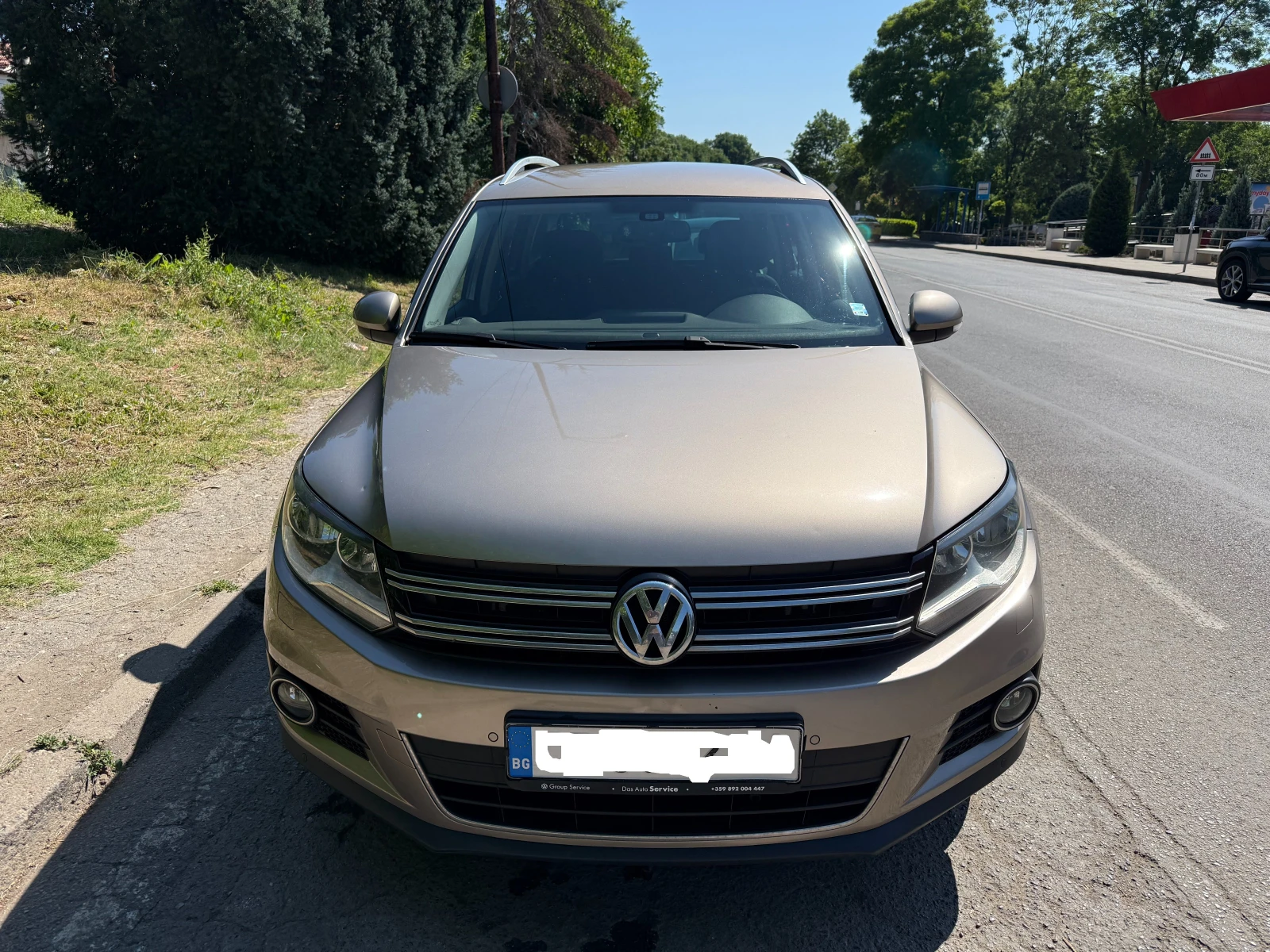 VW Tiguan, снимка 2 - Автомобили и джипове - 54996071