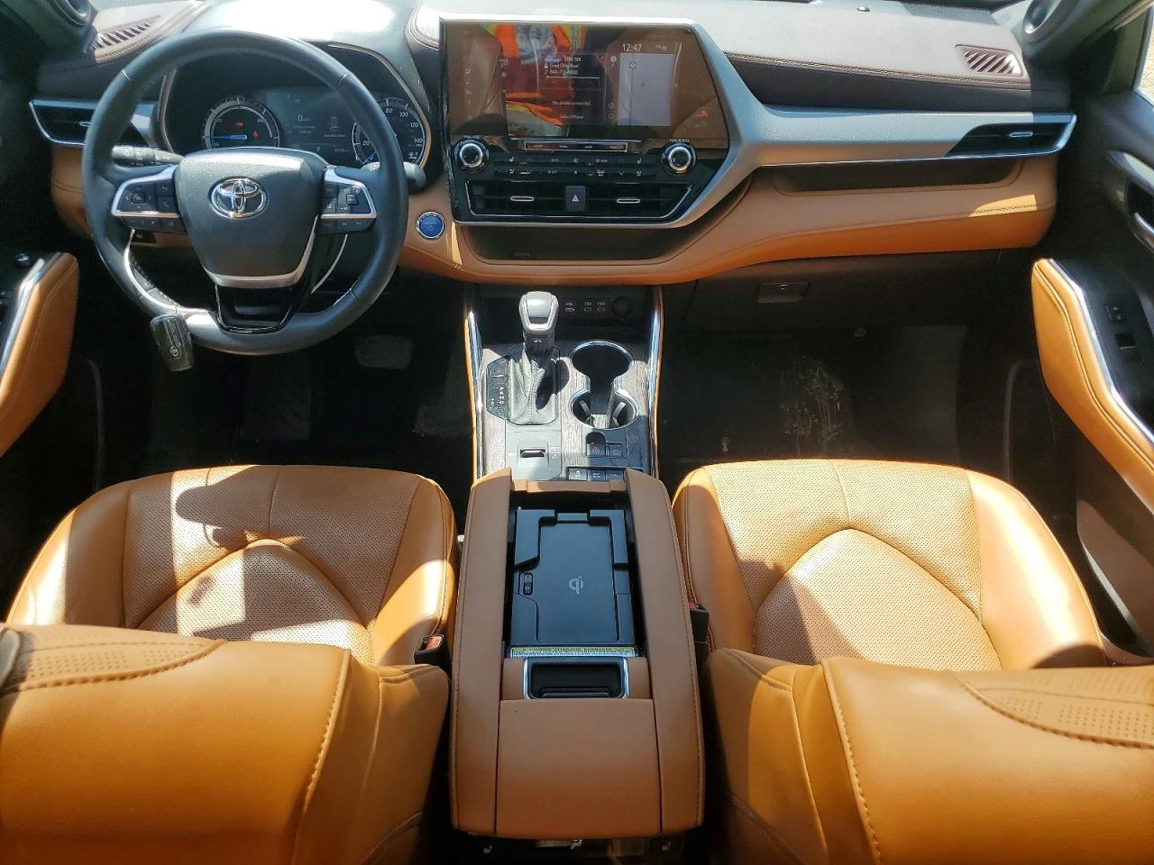 Toyota Highlander HYBRID PLATINUM* КОЖА* ПОДГРЕВ* ОБДУХВАНЕ* ПАНОРАМ, снимка 8 - Автомобили и джипове - 55280049