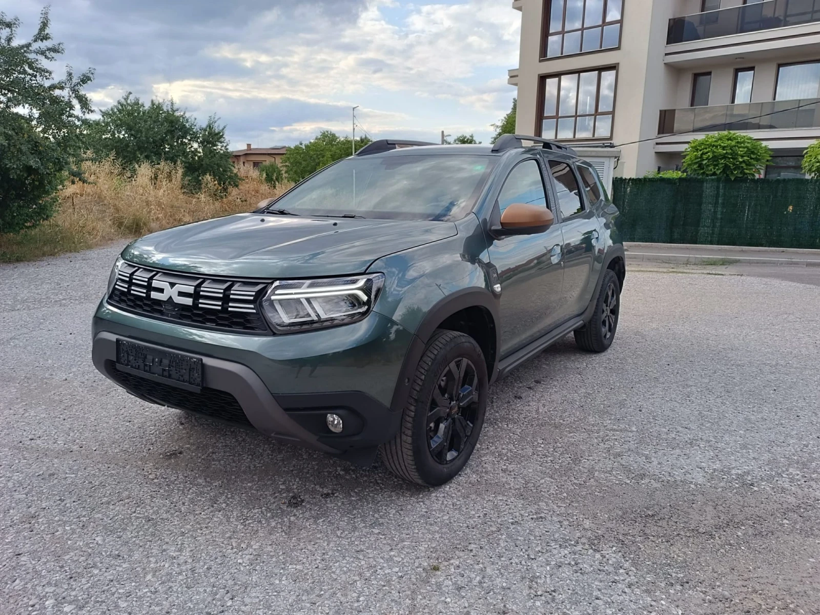 Dacia Duster 1.0tce LPG 33хил., снимка 3 - Автомобили и джипове - 55401466
