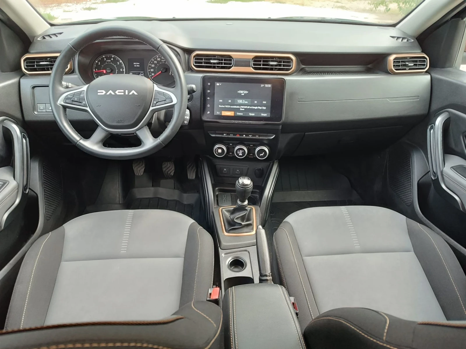 Dacia Duster 1.0tce LPG 33хил., снимка 8 - Автомобили и джипове - 55401466
