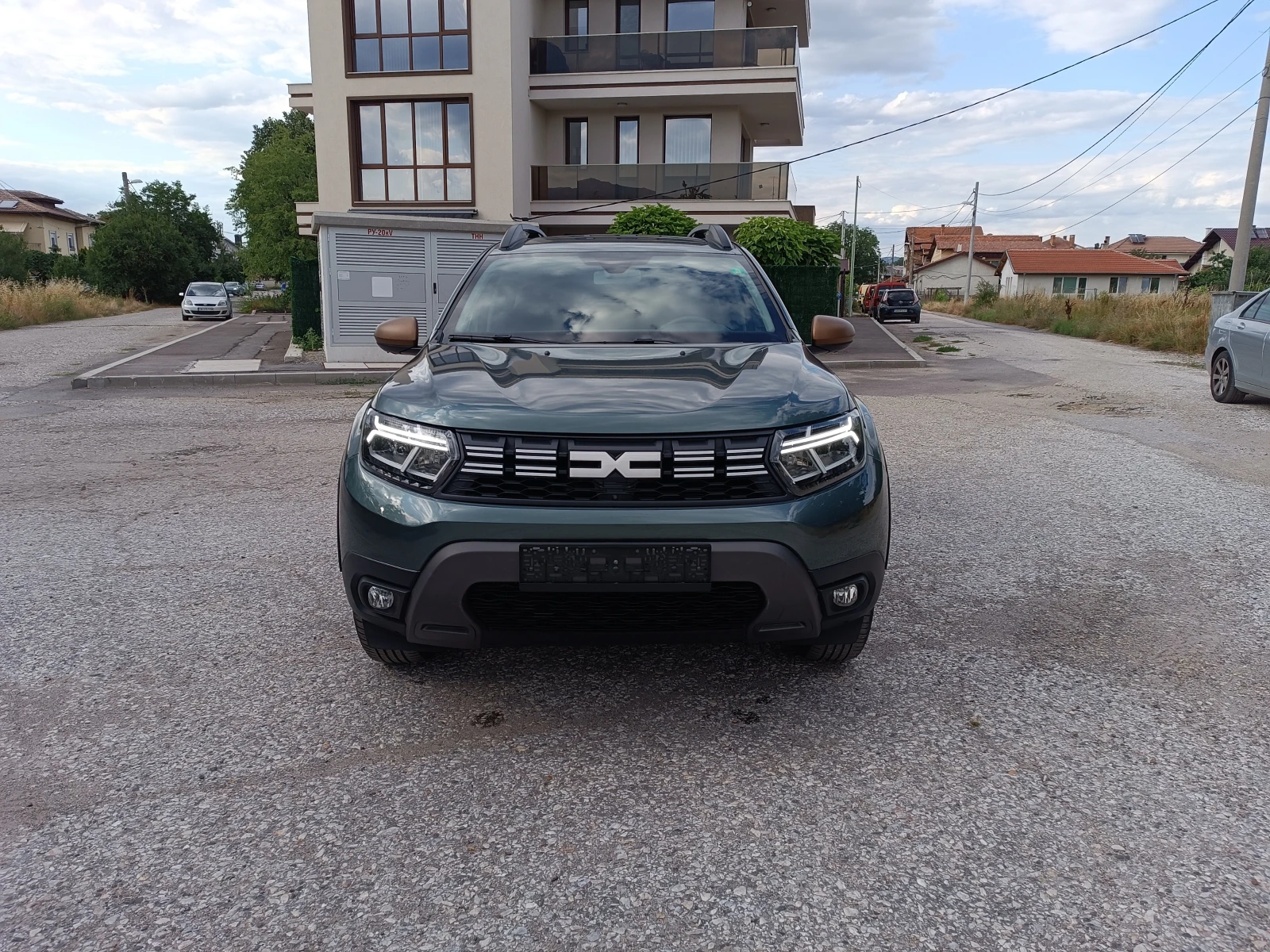 Dacia Duster 1.0tce LPG 33хил., снимка 2 - Автомобили и джипове - 55401466