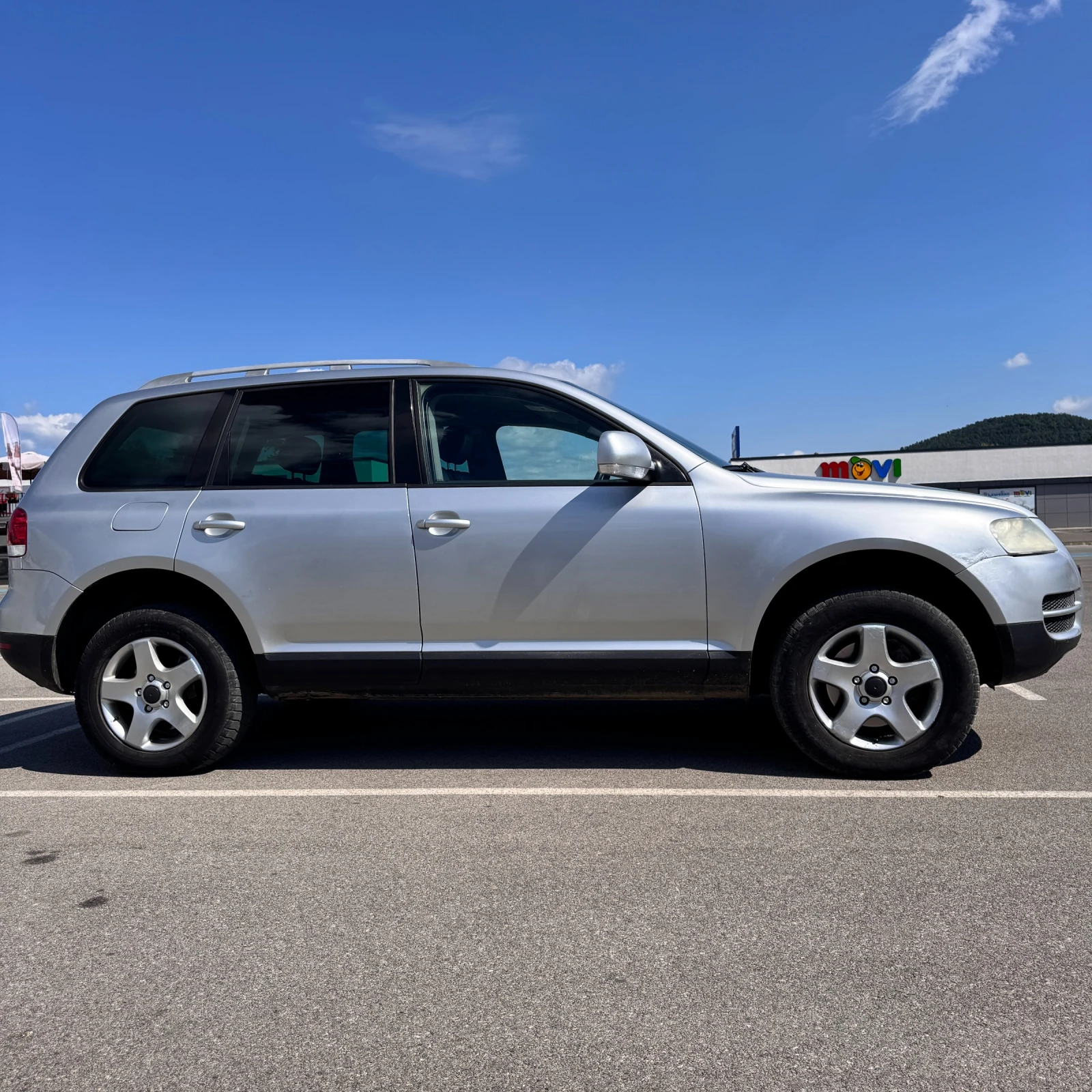 VW Touareg 3.2 Бензин-Газ, снимка 10 - Автомобили и джипове - 55407580