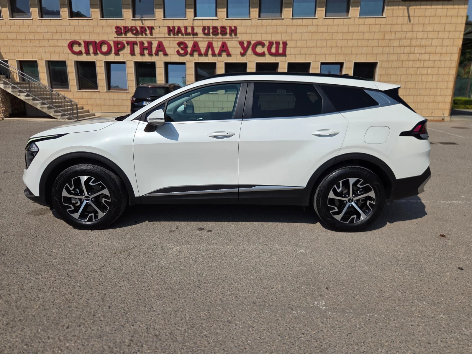 Kia Sportage EX PREMIUM 2.5 куб.187кон.AWD, снимка 4 - Автомобили и джипове - 56040662