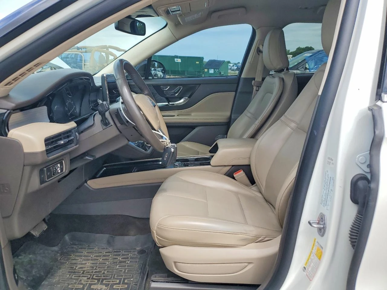 Други Друг 2.3l Lincoln Corsair, снимка 7 - Автомобили и джипове - 56055030