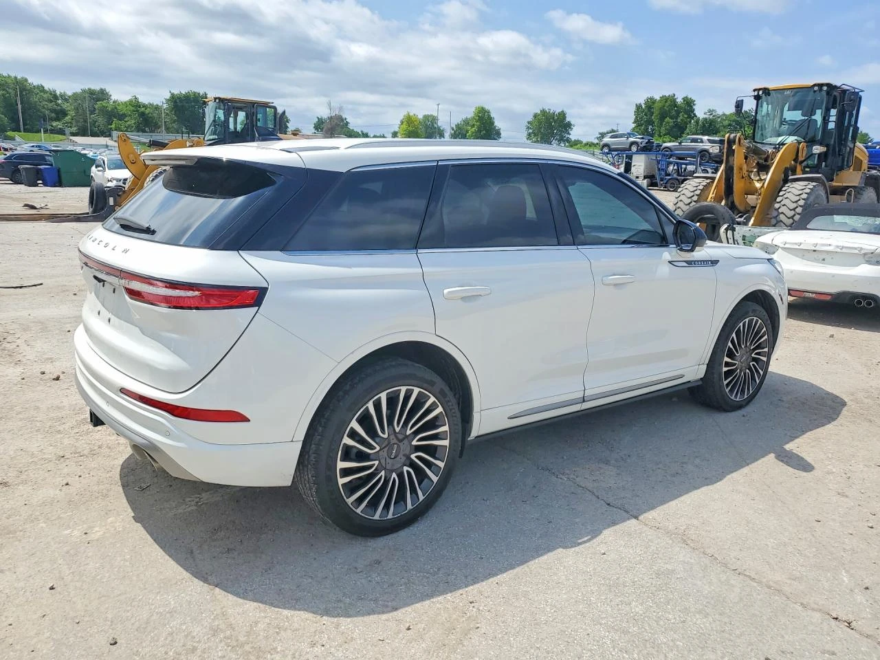 Други Друг 2.3l Lincoln Corsair, снимка 3 - Автомобили и джипове - 56055030