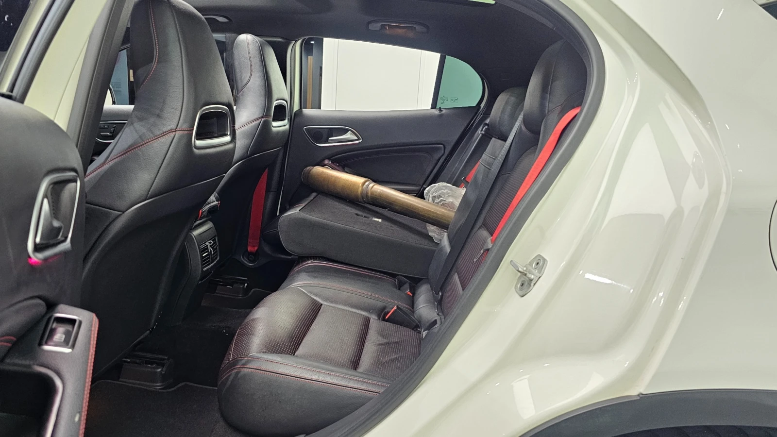 Mercedes-Benz GLA 45 AMG 4Matic, снимка 10 - Автомобили и джипове - 56211519