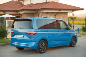 VW Multivan 2.0TDI* в ГАРАНЦИЯ* С ДДС, снимка 5