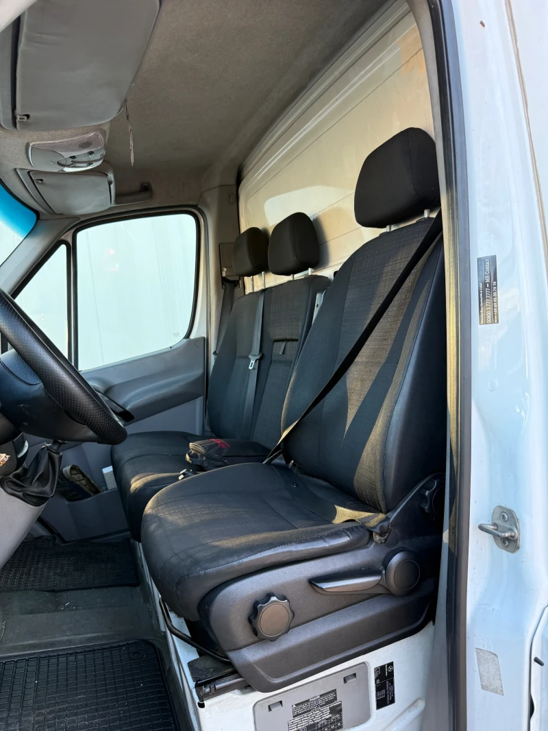 Mercedes-Benz 316 * НОВИ ГУМИ* ПАДАЩ БОРД* ТОП ЦЕНА* 8 ПАЛЕТЕН* , снимка 8 - Бусове и автобуси - 53444579