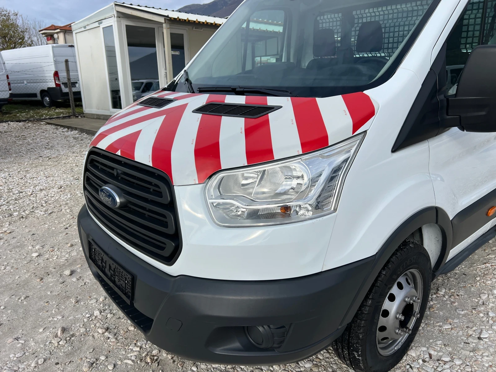 Ford Transit КЛИМАТИК БОРДОВИ 5.30м. ДЪЛЖИНА ЕВР06 - изображение 3