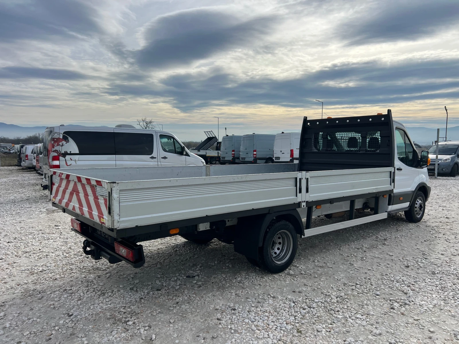 Ford Transit КЛИМАТИК БОРДОВИ 5.30м. ДЪЛЖИНА ЕВР06 - изображение 5