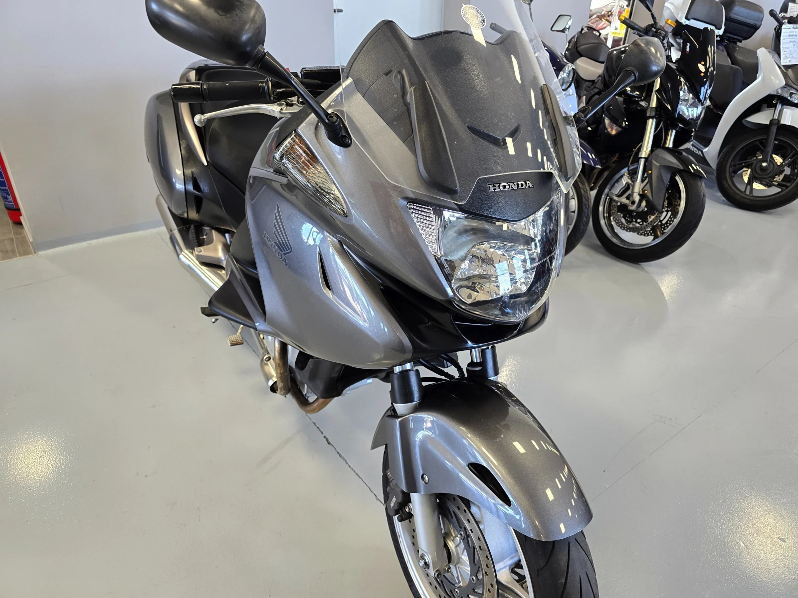 Honda Deauville NT 700ie, Перфектен! - изображение 10