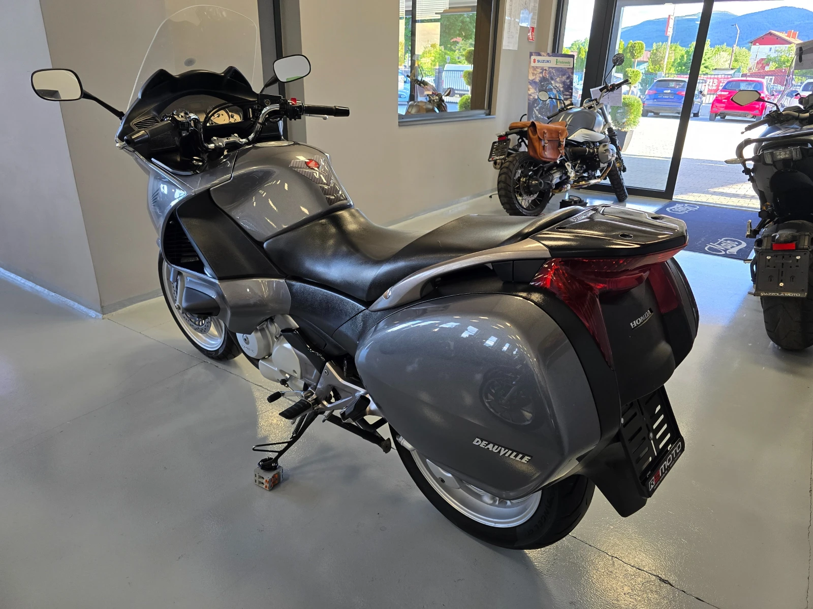 Honda Deauville NT 700ie, Перфектен! - изображение 6