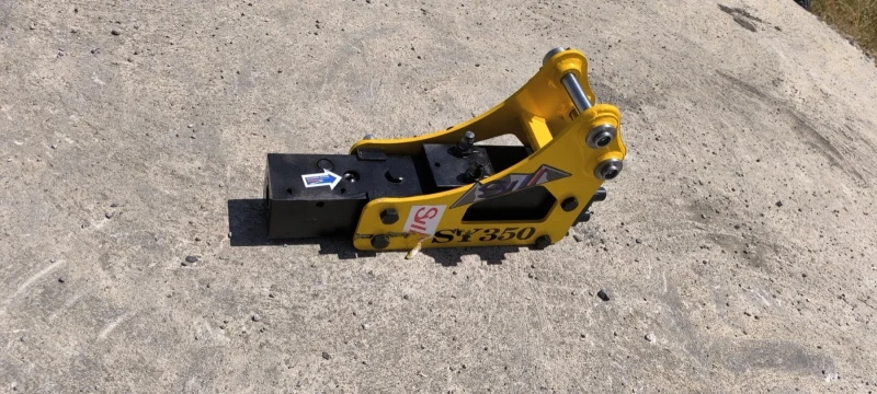 Багер Kobelco RIPPA R319, снимка 8 - Индустриална техника - 52736197