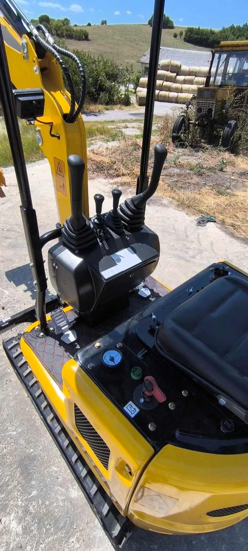 Багер Kobelco RIPPA R319, снимка 2 - Индустриална техника - 52736197