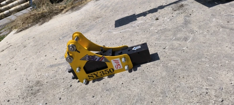 Багер Kobelco RIPPA R319, снимка 7 - Индустриална техника - 52736197