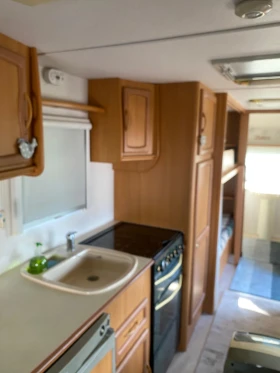 Каравана Avondale WINDSDOR 640-6, снимка 12