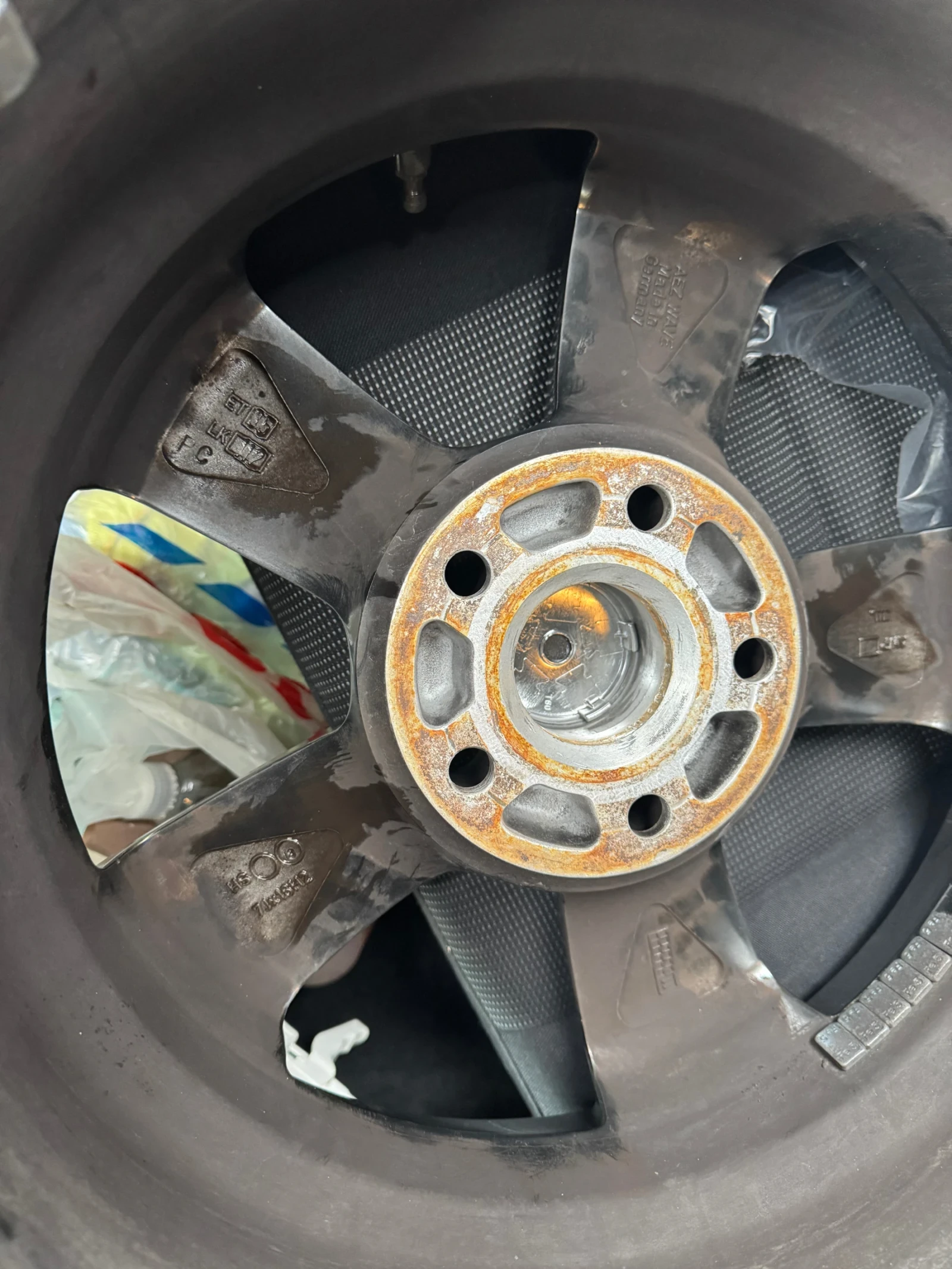 Гуми с джанти Nokian 205/55R16, снимка 17 - Гуми и джанти - 54092109