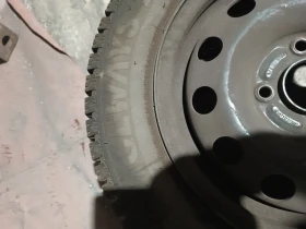 Гуми Зимни 175/70R14, снимка 3 - Гуми и джанти - 47487885