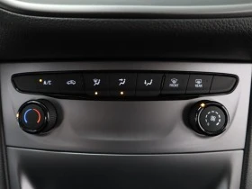 Opel Astra 1.4  49551км, снимка 17