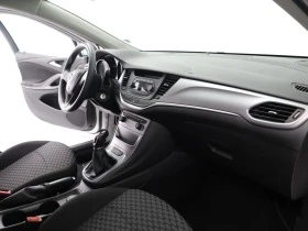 Opel Astra 1.4  49551км, снимка 11