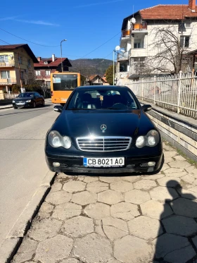     Mercedes-Benz C 220