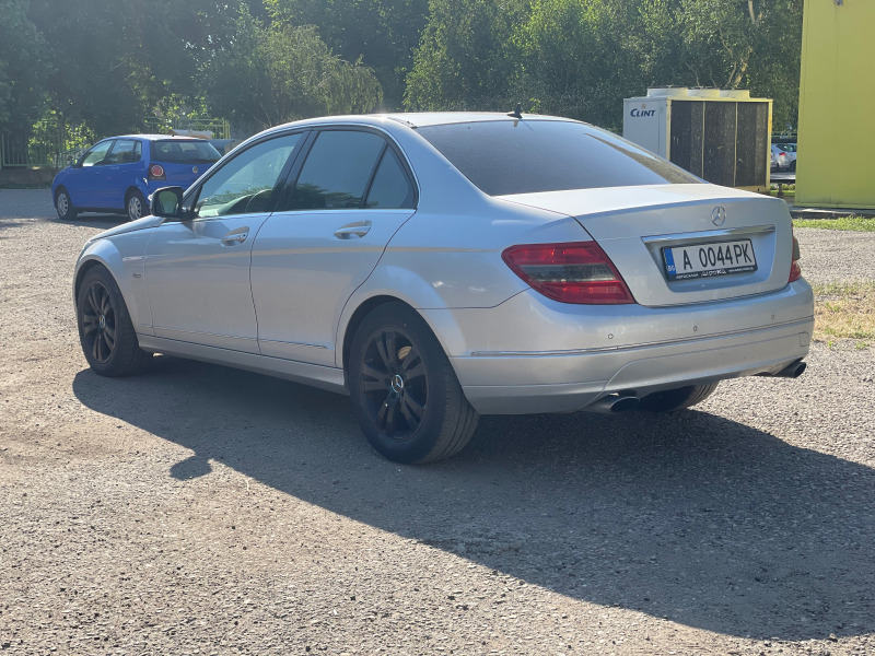 Mercedes-Benz C 320 CDI, снимка 3 - Автомобили и джипове - 45193310