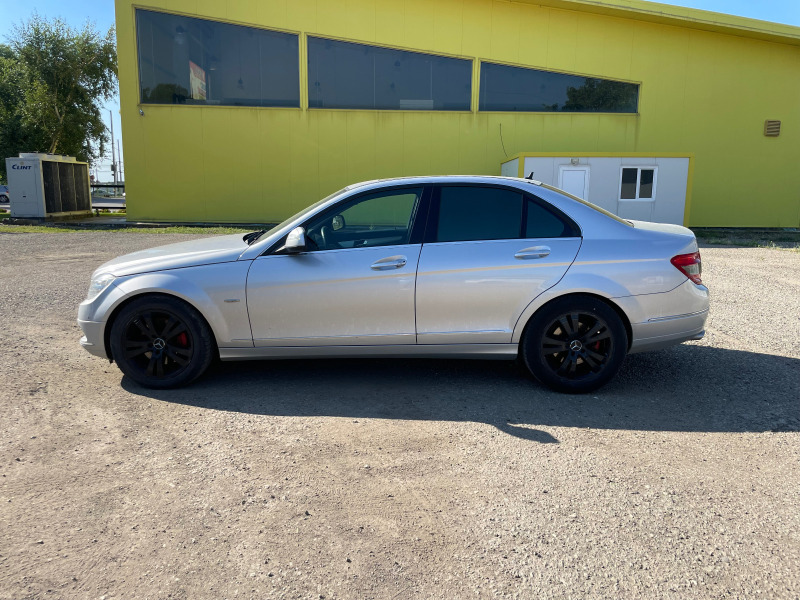 Mercedes-Benz C 320 CDI, снимка 8 - Автомобили и джипове - 45193310