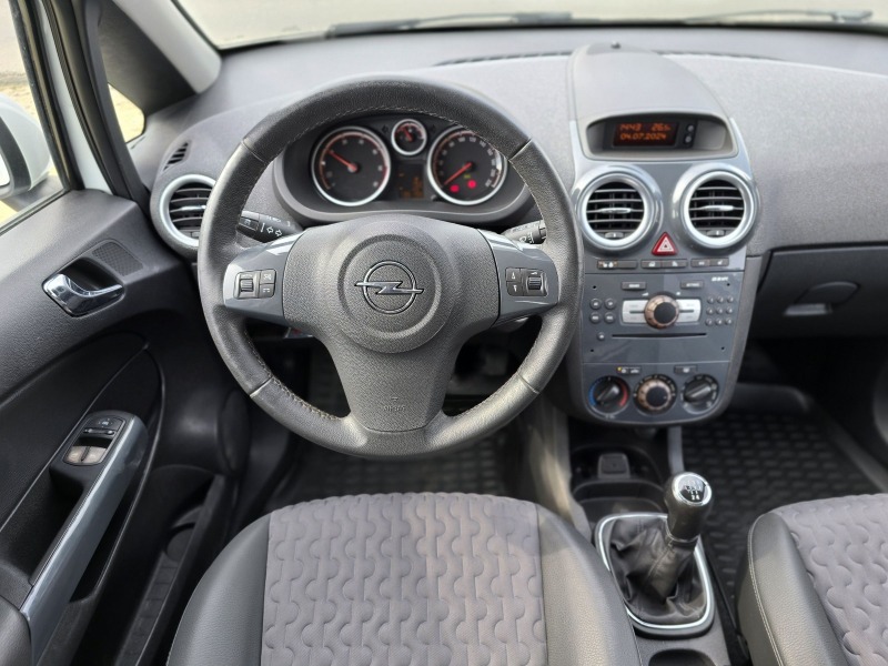 Opel Corsa 1.3D 90Hp  Cosmo автопилот подгрев ЛИЗИНГ, снимка 16 - Автомобили и джипове - 46474679